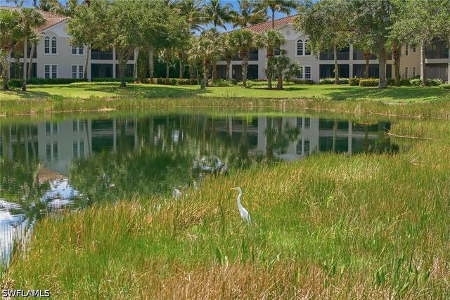 3176 Serena LN 202, Naples, FL 34114