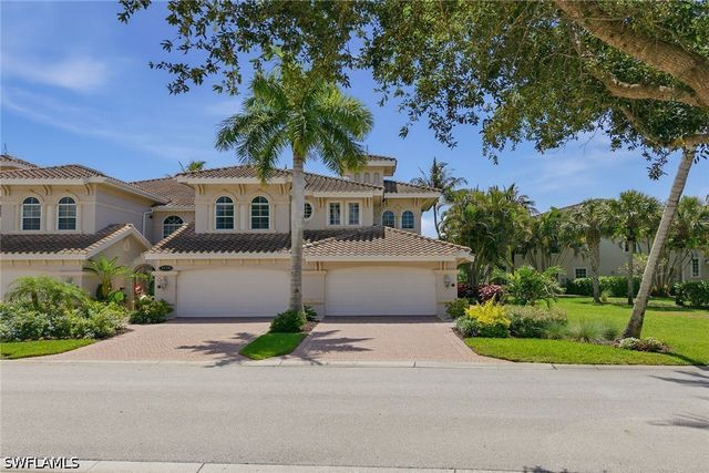 3176 Serena LN 202, Naples, FL 34114