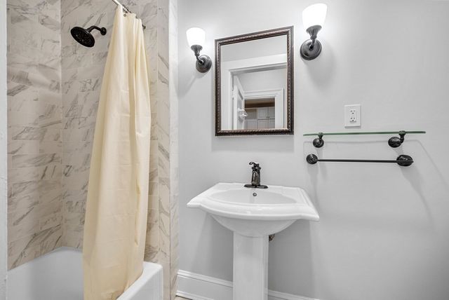 1495 Beacon St G, Brookline, MA 02446