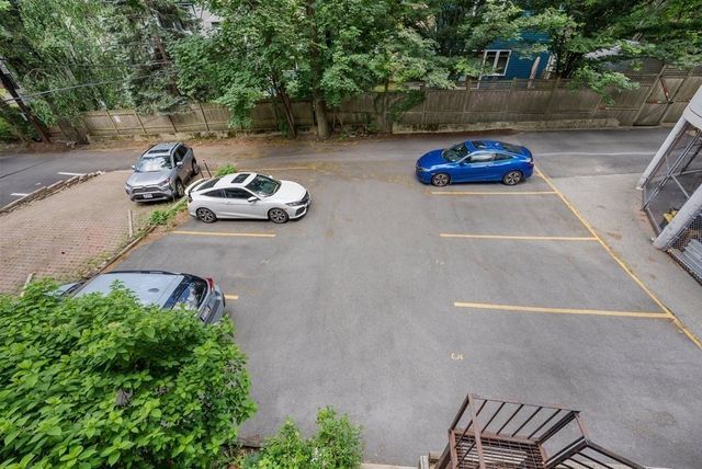 1495 Beacon St G, Brookline, MA 02446