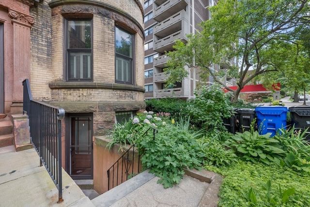 1495 Beacon St G, Brookline, MA 02446