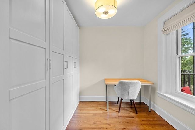 1495 Beacon St G, Brookline, MA 02446