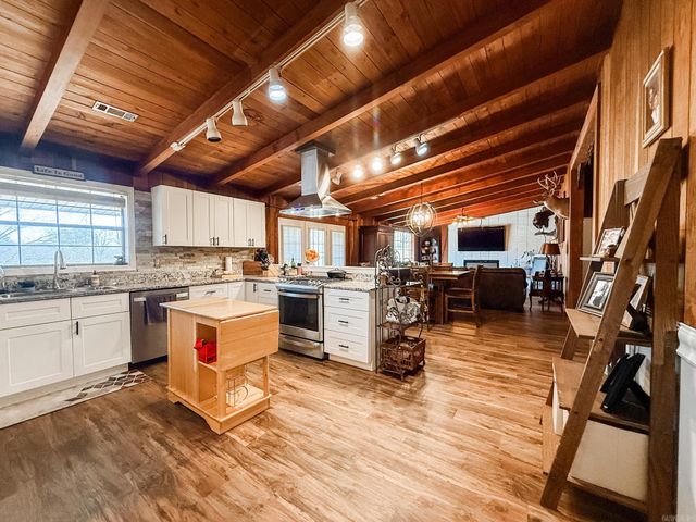 2 Donegal Cir, Wynne, AR 72396