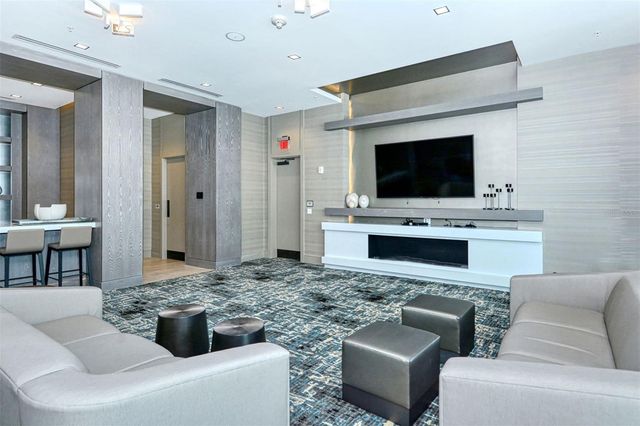 111 S PINEAPPLE AVENUE 601, Sarasota, FL 34236