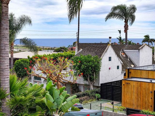 2449 Manchester Ave, Cardiff By The Sea, CA 92007