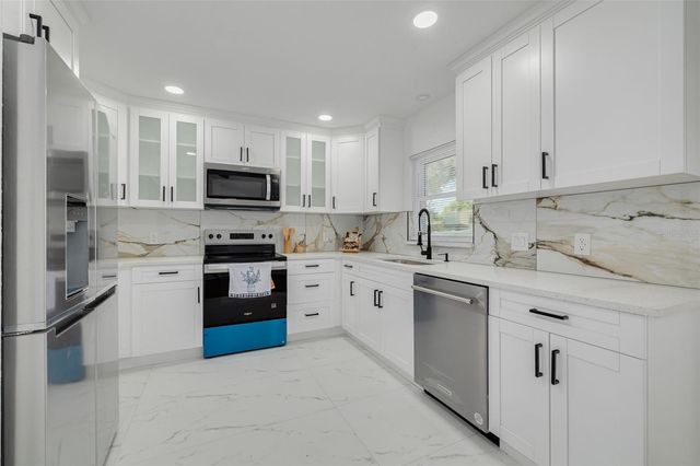 4071 SALERNO AVENUE, Spring Hill, FL 34609