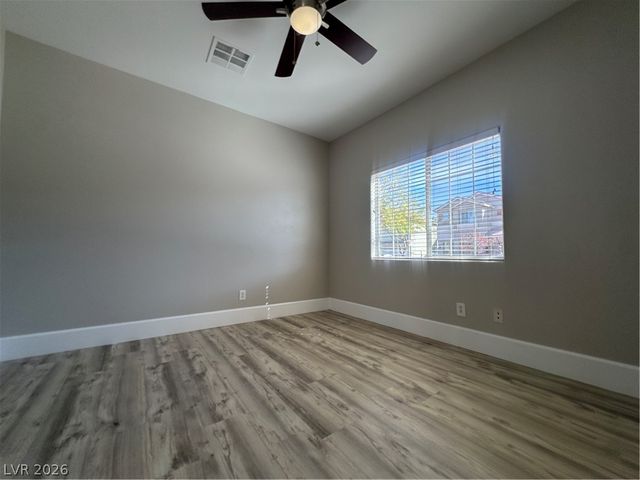 2176 Low Creek Court, Las Vegas, NV 89123