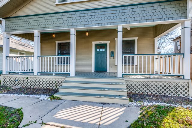 204 Queen Anne, San Antonio, TX 78209