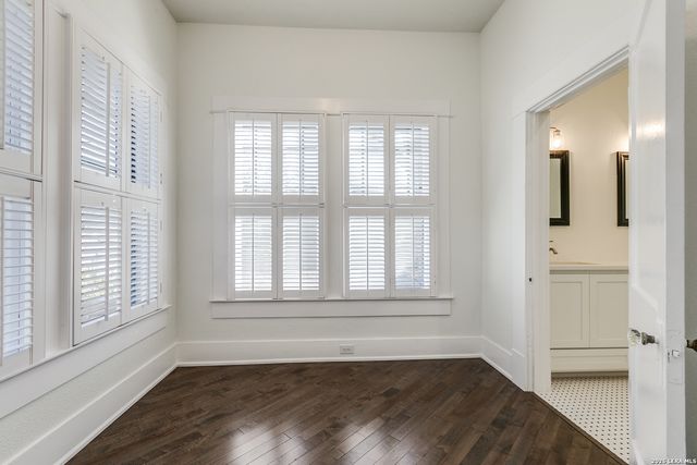 204 Queen Anne, San Antonio, TX 78209