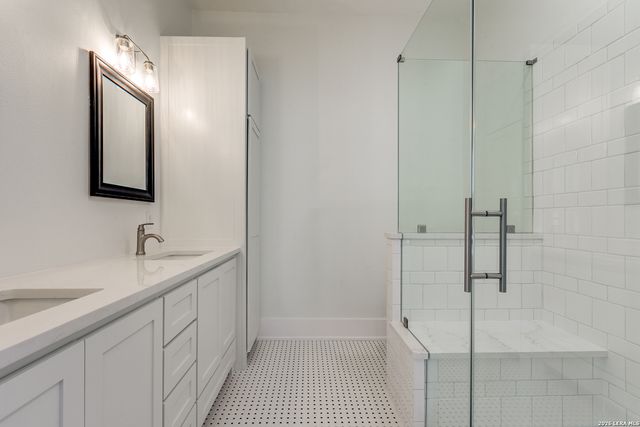 204 Queen Anne, San Antonio, TX 78209