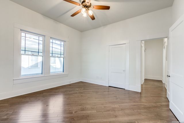 204 Queen Anne, San Antonio, TX 78209