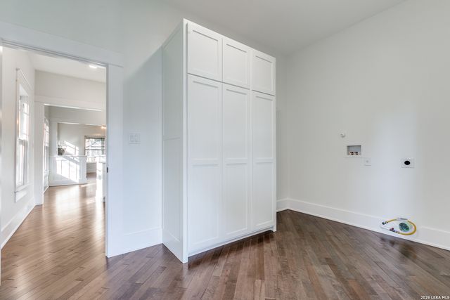 204 Queen Anne, San Antonio, TX 78209