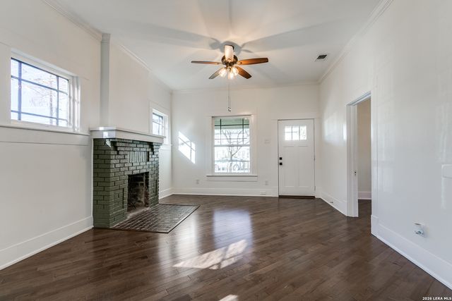 204 Queen Anne, San Antonio, TX 78209