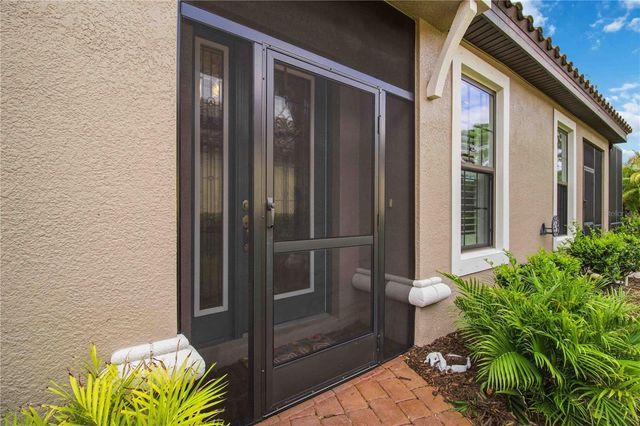 10437 HIGHLAND PARK PLACE, Palmetto, FL 34221