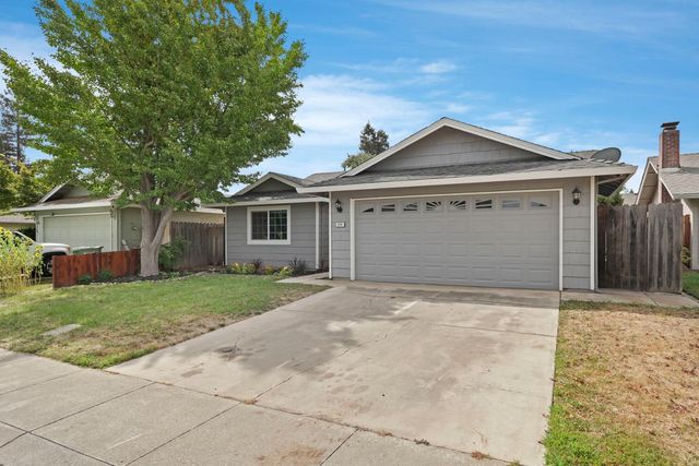 114 Evelyn Ct, Woodbridge, CA 95258
