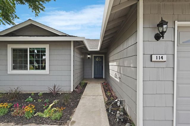 114 Evelyn Ct, Woodbridge, CA 95258