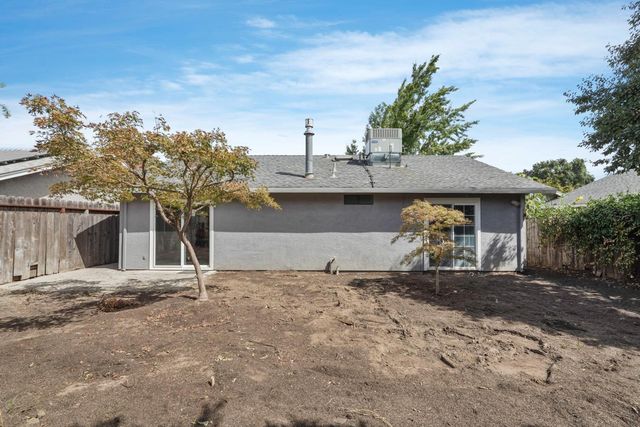114 Evelyn Ct, Woodbridge, CA 95258