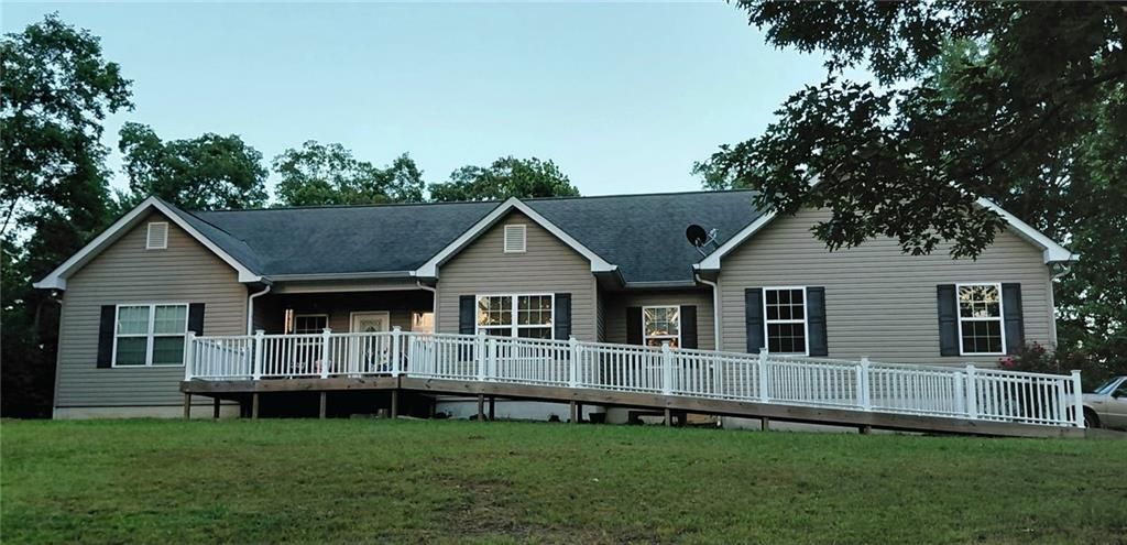 1330 Heads Ferry RD, Cornelia, GA 30531