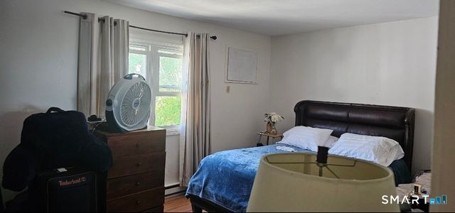 315 Congress Avenue A, Waterbury, CT 06708