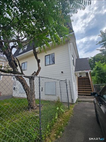 315 Congress Avenue A, Waterbury, CT 06708