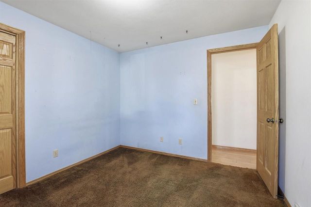 907 E FLORIDA AVENUE, Appleton, WI 54911