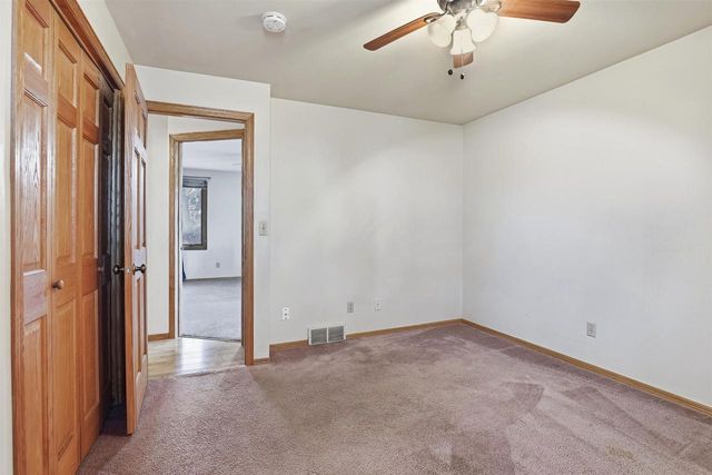 907 E FLORIDA AVENUE, Appleton, WI 54911