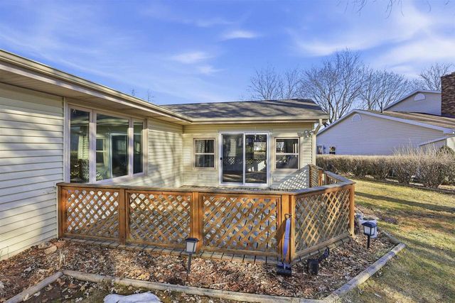 907 E FLORIDA AVENUE, Appleton, WI 54911