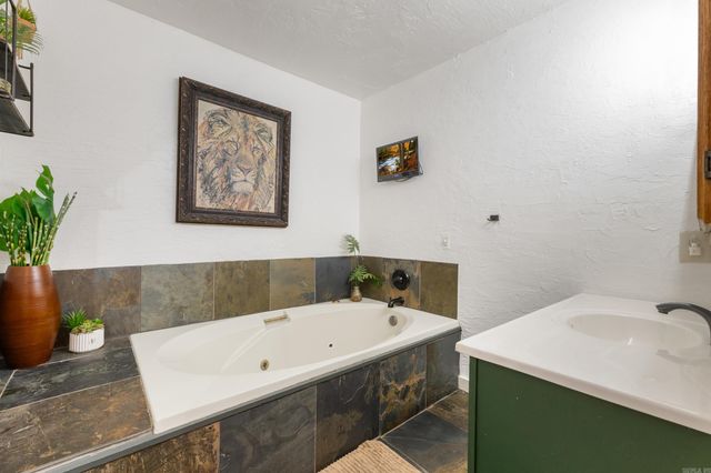19 Lieblong Road, Greenbrier, AR 72058