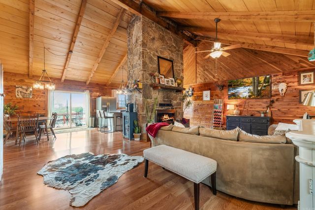 19 Lieblong Road, Greenbrier, AR 72058
