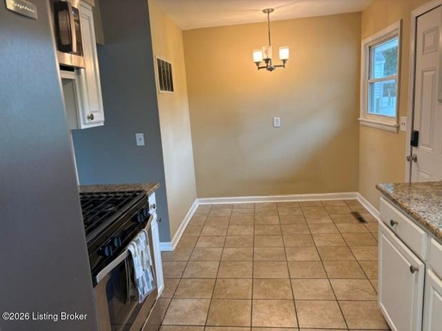 2707 Gardiner Ln, Louisville, KY 40205