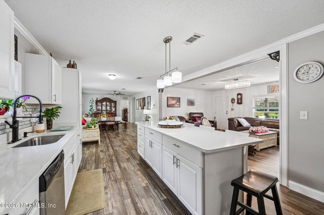 5374 COUNTY ROAD 209 S, Green Cove Springs, FL 32043