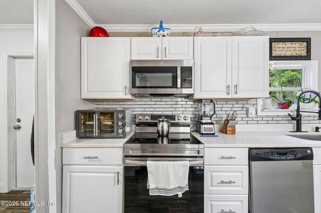5374 COUNTY ROAD 209 S, Green Cove Springs, FL 32043