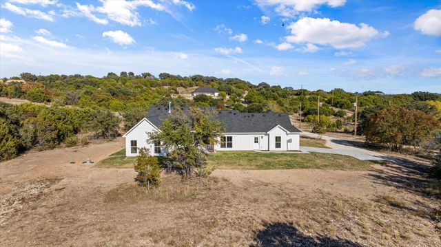 370 Hidden Lake, Bluff Dale, TX 76433