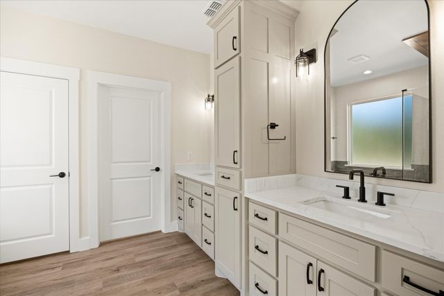 370 Hidden Lake, Bluff Dale, TX 76433