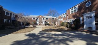 254-61 75TH Avenue A11-1, Glen Oaks, NY 11004