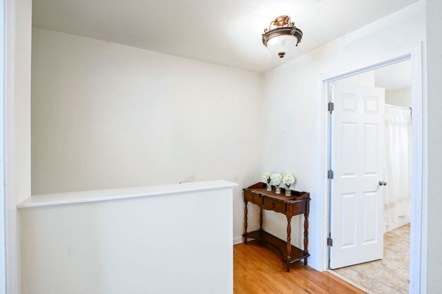 92 Tarkiln Pl, New Bedford, MA 02745
