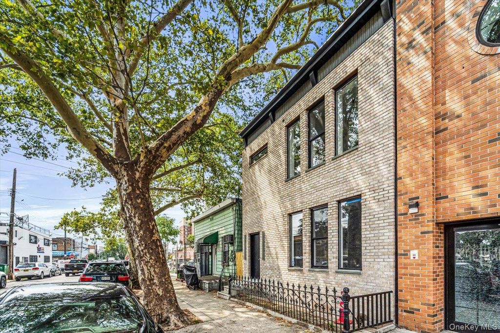 5142 35th Street, Long Island City, NY 11101 — exterior
