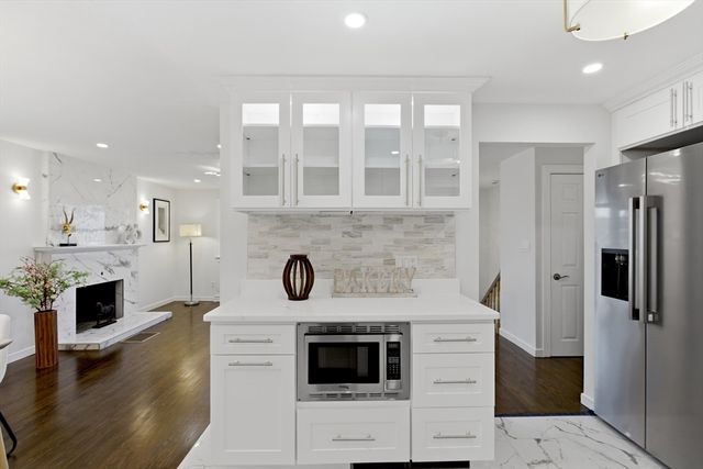 607 Turnpike St, Stoughton, MA 02072