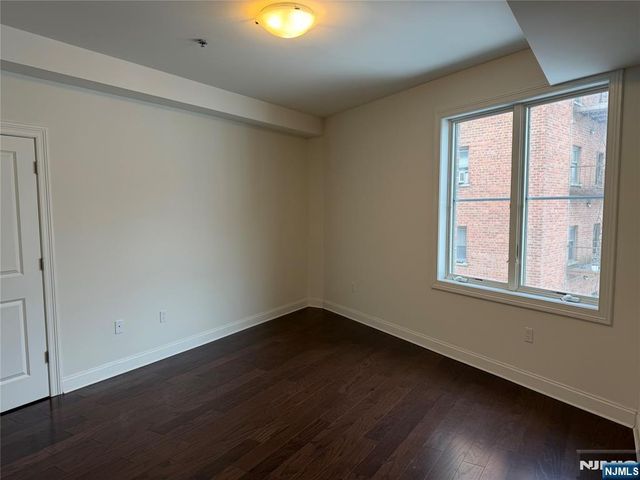2001 Hudson Terrace 405, Fort Lee, NJ 07024