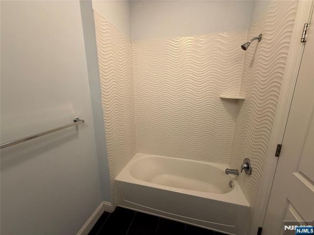 2001 Hudson Terrace 405, Fort Lee, NJ 07024