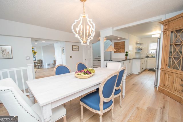 8 Northlake Circle, Peachtree City, GA 30269