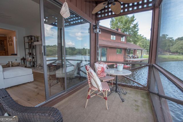 8 Northlake Circle, Peachtree City, GA 30269