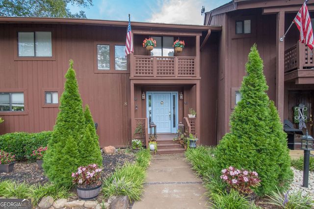 8 Northlake Circle, Peachtree City, GA 30269