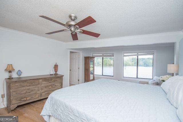 8 Northlake Circle, Peachtree City, GA 30269