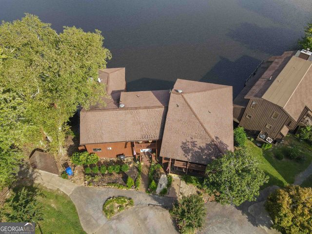 8 Northlake Circle, Peachtree City, GA 30269