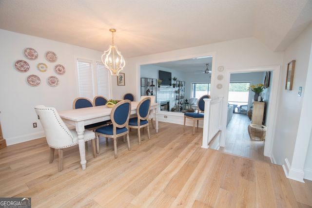 8 Northlake Circle, Peachtree City, GA 30269