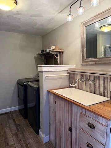 1202 1st Center Avenue, Brodhead, WI 53520