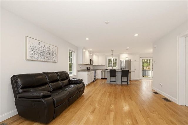 13 Lower Rd, Westford, MA 01886