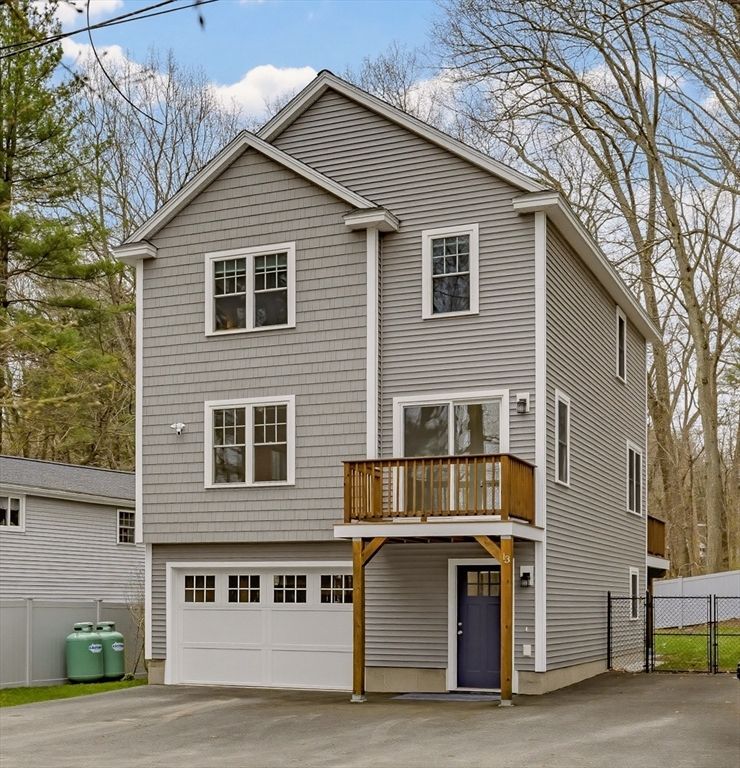 13 Lower Rd, Westford, MA 01886