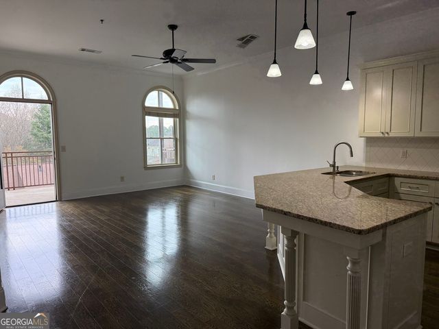 360 Chambers Street 155, Woodstock, GA 30188